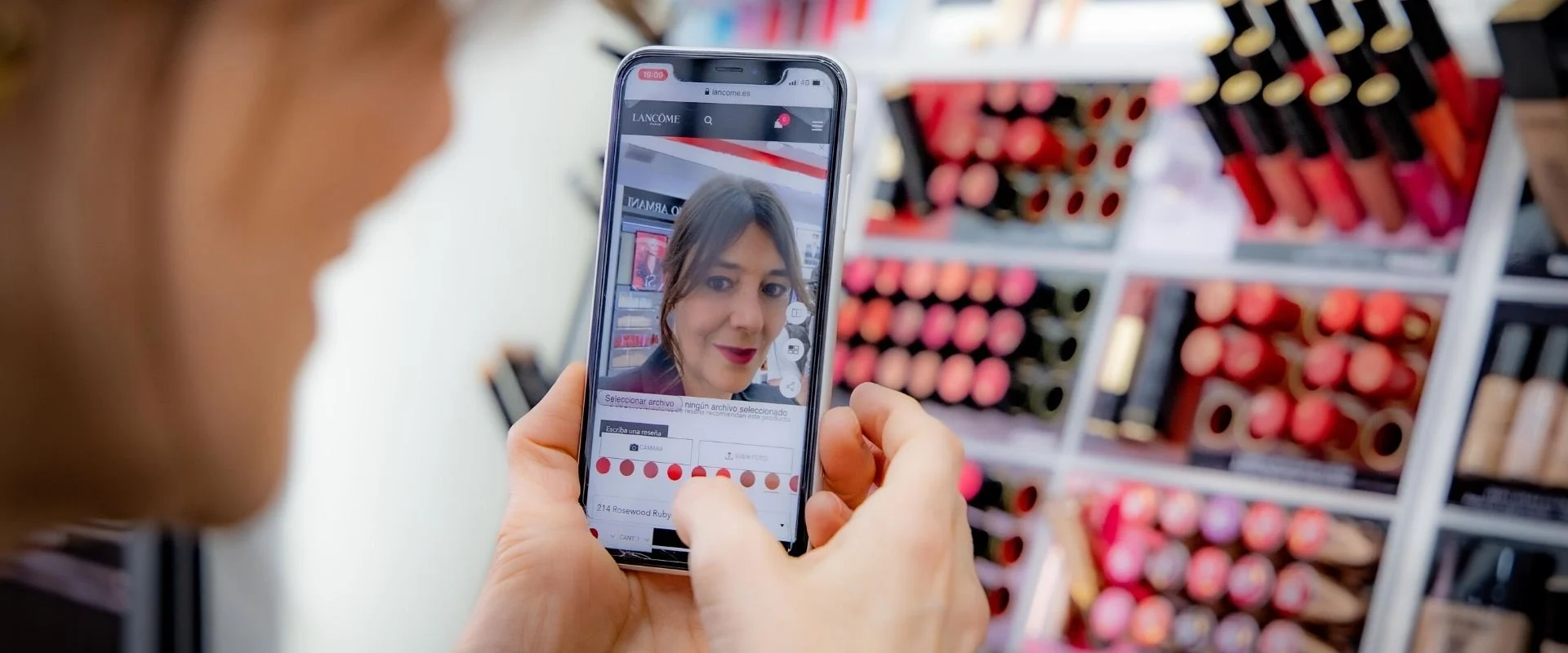 Technology in distribution channels - L'Oreal's Virtual try on